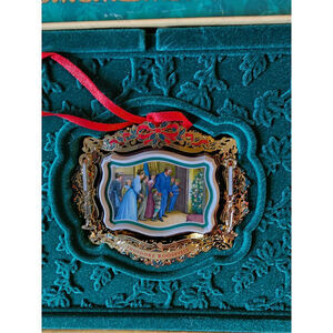 2011 The White House Christmas Ornament